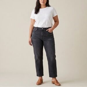 NWT American Eagle Super High-rise Ankle Straight Jeans | Size 16